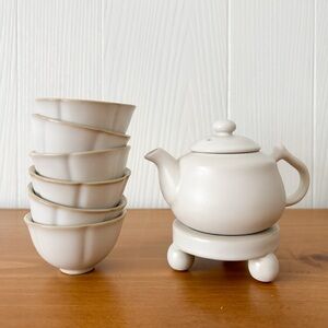 Ru Porcelain Tea Pot & Cups Set